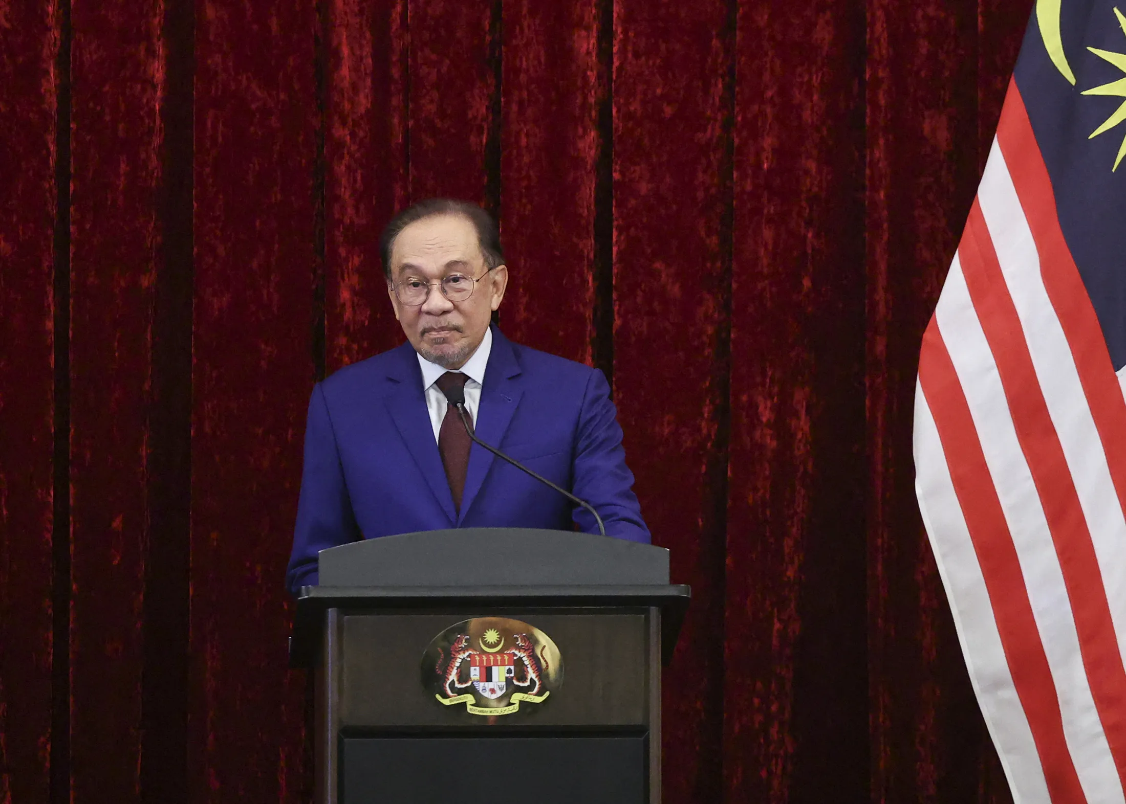 PM Anwar Siap Rombak Kabinet, Ada Apa?