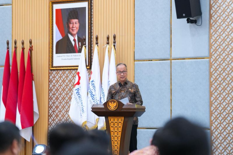 Menperin Sebut Pendidikan Vokasi dan Program Magang Nasional Perkuat Industrialisasi di Indonesia