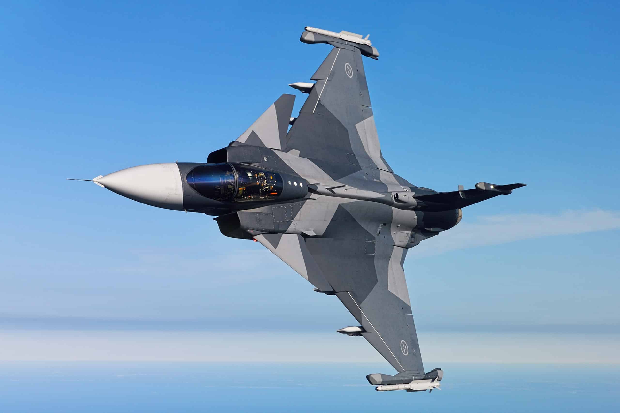Jet Tempur JAS39 Gripen Thailand Luncurkan Serangan Presisi pada Markas Militer dalam Kasino Kamboja 