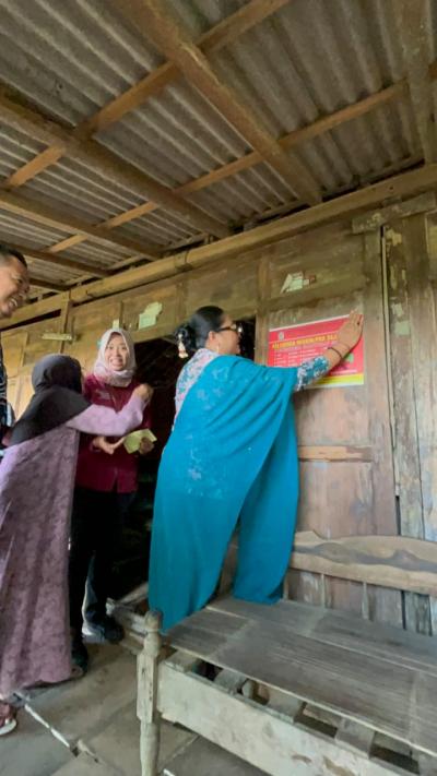 Gunungkidul Mulai Pasang Stiker Keluarga Miskin untuk Pastikan Bantuan Tepat Sasaran