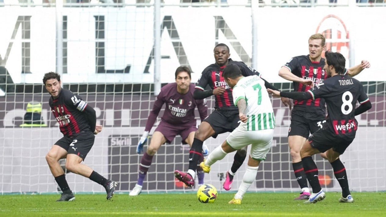 Liga Serie A Italia Akhir Pekan Ini: Milan Bidik Momentum Scudetto saat Para Pesaing Terpeleset Usai Kekalahan di Eropa