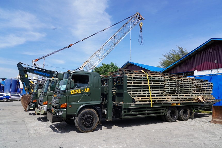 Pulihkan Infrastruktur dan Akses Terisolasi, TNI Kerahkan Alat Berat dan Bantuan Kemanusiaan