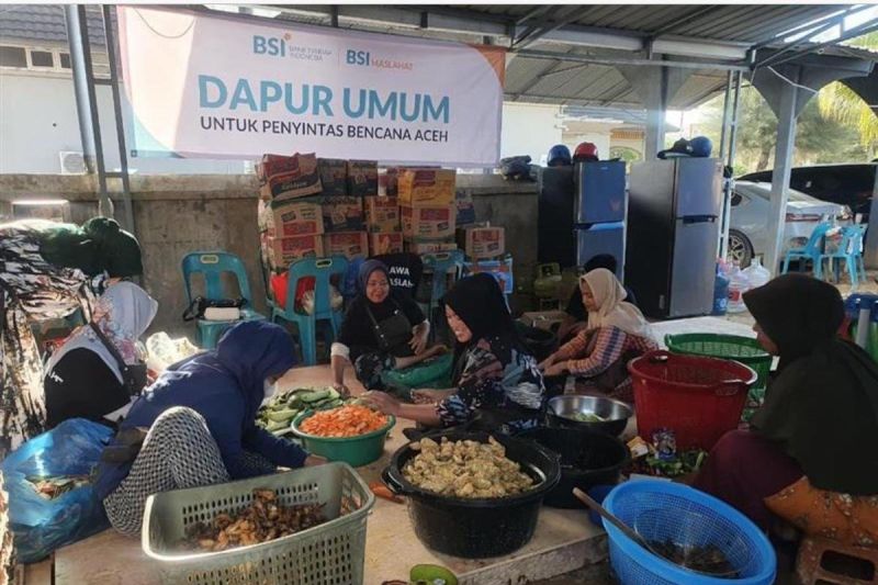 BSI Salurkan Bantuan 78,7 Ton untuk Korban Bencana di Sumatera