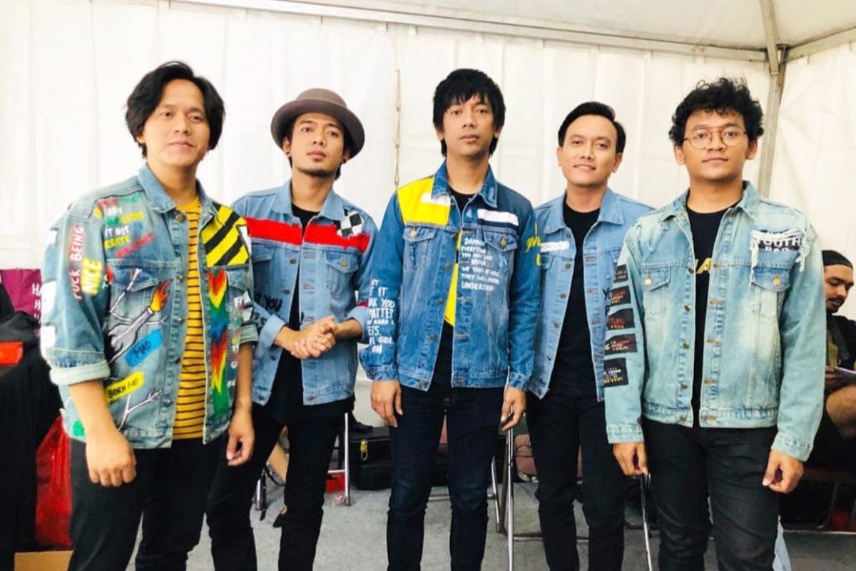 Gubernur Pramono Minta D'Masiv Nyanyikan Lagu Jangan Menyerah di Perayaan Tahun Baru 2026 Jakarta
