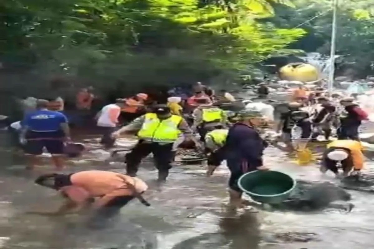 Wisata Pemandian Air Panas Guci Tegal Ditutup Sementara Pasca Banjir Bandang