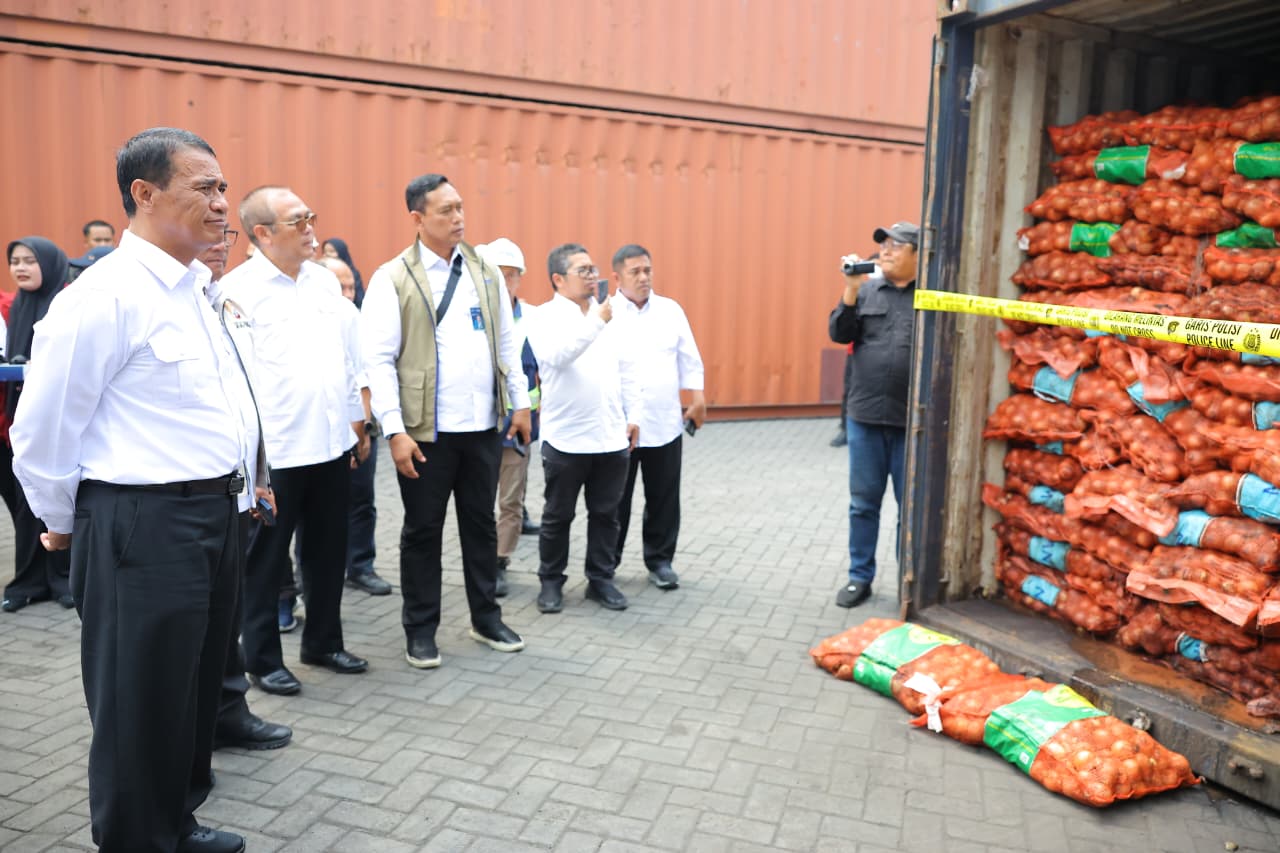  Impor Ilegal Bawang Bombai Terbongkar, Mentan: Segera Tindak dan Telusuri, Tak ada Kompromi!