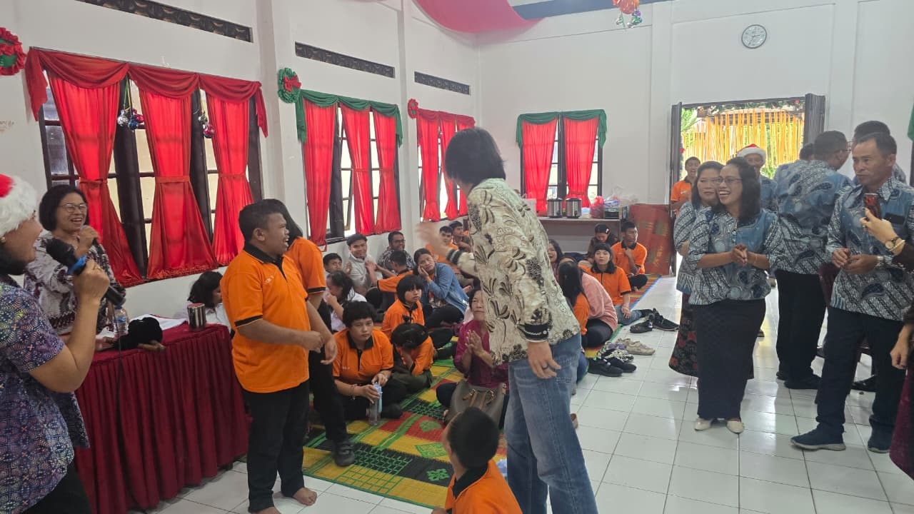 PGE Area Sibayak Rayakan Natal Bersama Anak Penyandang Disabilitas di Kabupaten Karo