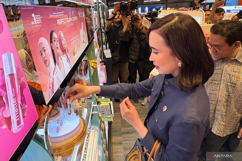 Menpar Widiyanti Putri Wardhana: Kebijakan WFA dan Work From Mall Dorong Pergerakan Wisatawan Nataru 2025/2026