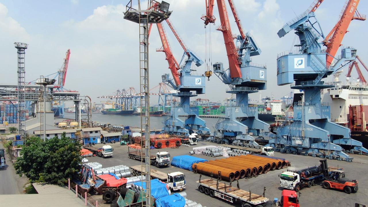 Di Periode Nataru, PTP Nonpetikemas Pastikan Pelayanan Operasional Pelabuhan Tetap Optimal