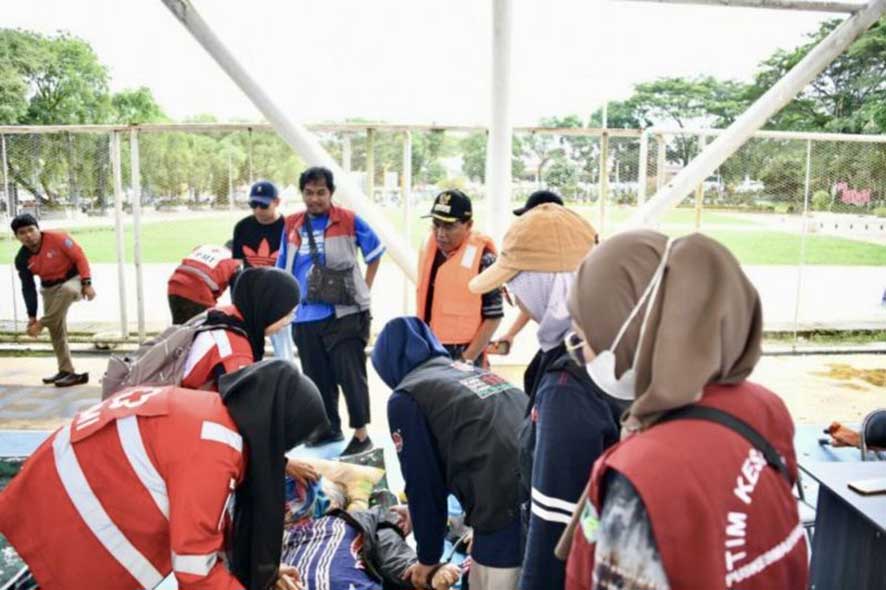Dapur Umum dan Pos Kesehatan bagi Korban Banjir di Hulu Sungai Selatan