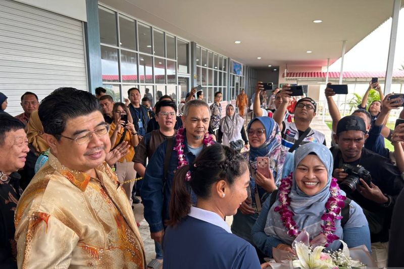 Disambut Hangat Sejak Mendarat, Wamenpar: Sambutan di Bandara Bisa Jadi Magnet Wisata