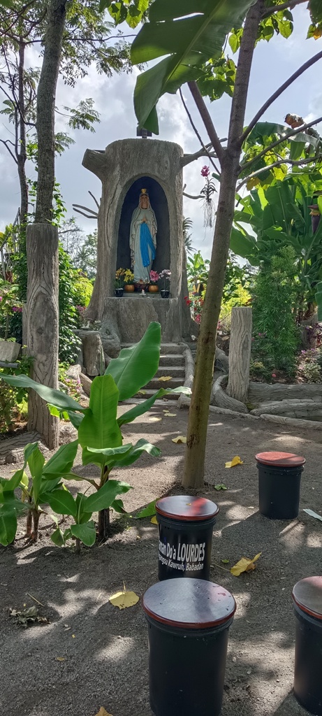 Goa Maria Lourdes Ngangsu Kawruh, Alternatif Ziarah Kawasan Sleman di Babadan