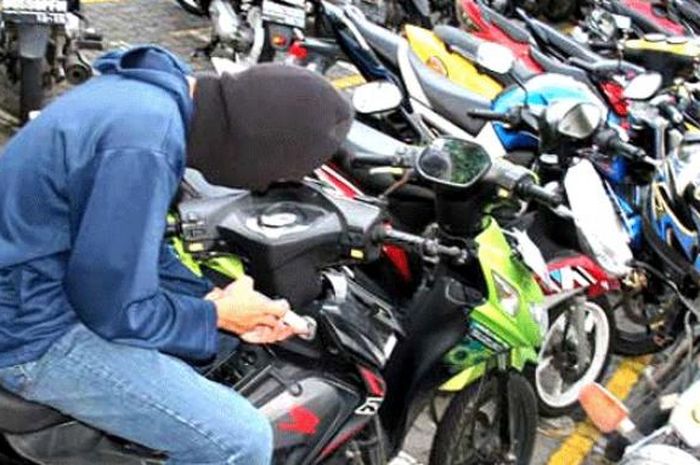 Aksi Curanmor di Jakbar Berujung Tembakan, Warga Luka di Bagian Lutut