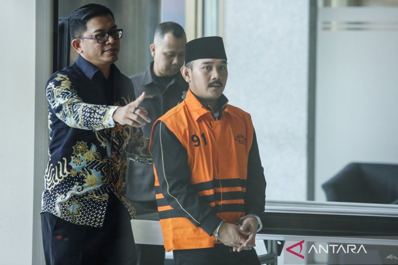 KPK Periksa Tiga Jaksa Kejari Bekasi Terkait Dugaan Suap Bupati Bekasi Nonaktif