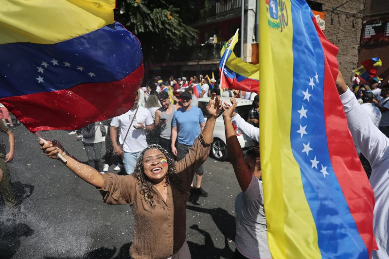Sorak Diaspora Venezuela Pecah di Chili, Isu Nicolas Maduro Picu Harapan Pulang Kampung