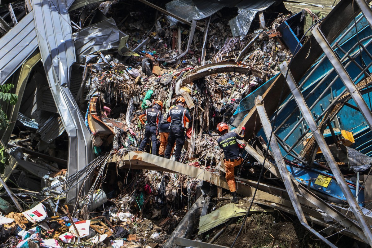 Tragedi TPA Runtuh di Filipina, 8 Orang Tewas Tertimbun
