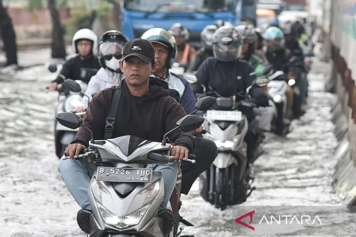 Curah Hujan Tinggi, Banjir Rendam Sejumlah Wilayah di Jakarta Utara Pagi Ini