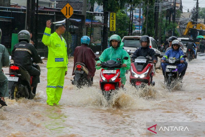 BMKG Prakirakan Kota-kota Besar Berpotensi Diguyur Hujan Ringan hingga Sedang