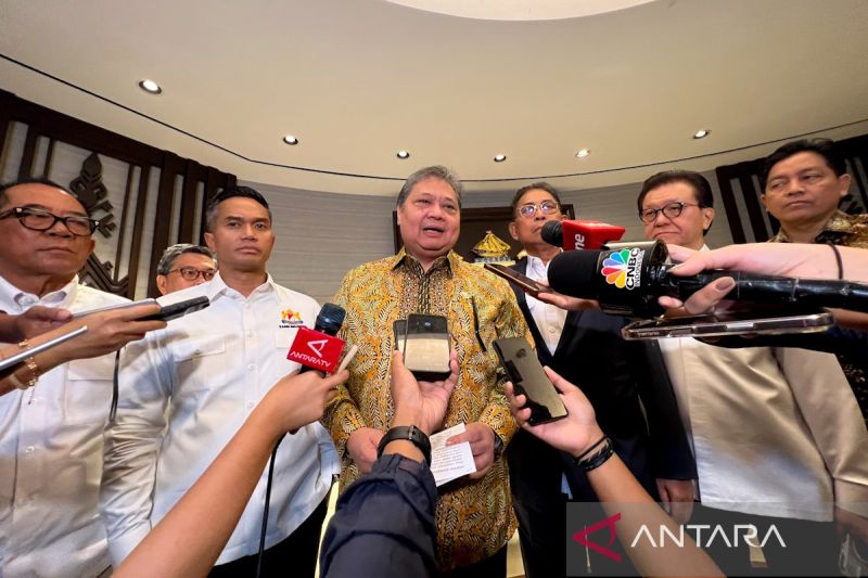 Ikuti Arahan Presiden Prabowo, Airlangga Pastikan Mandatori Biodiesel B40 Tetap Jalan Tahun Ini