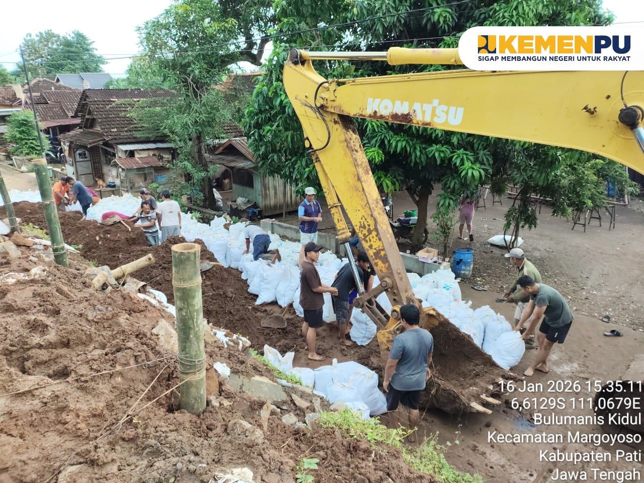 Tangani Banjir Kudus–Pati, Kementerian PU Turunkan 20 Alat Berat dan Siapkan Normalisasi Sungai Juwana