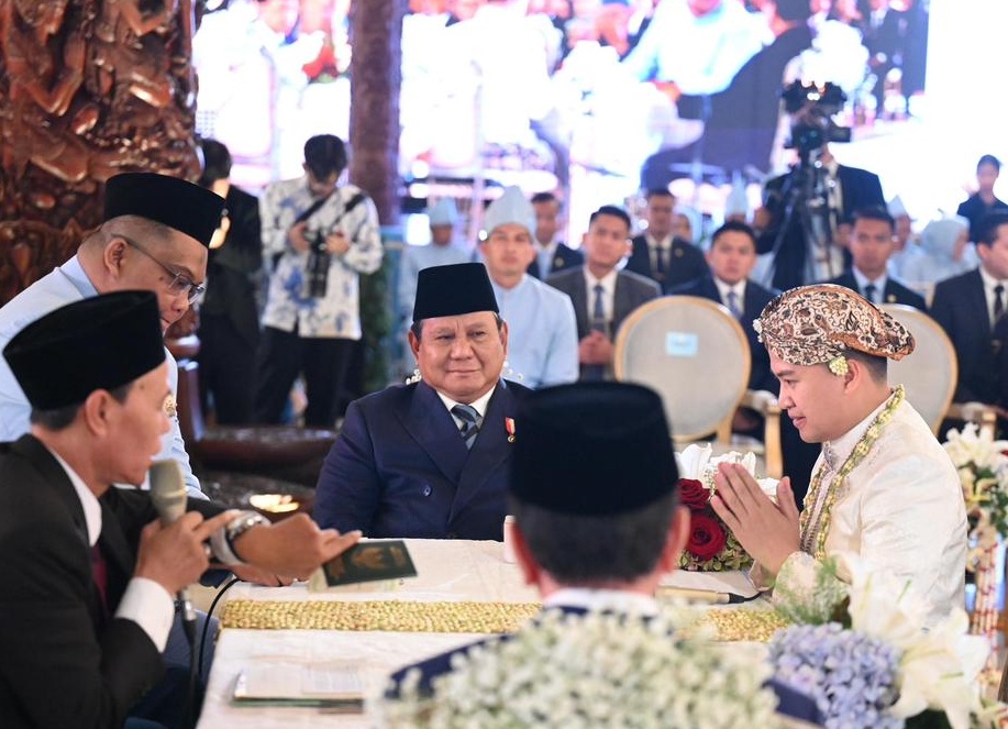Jadi Saksi Nikah Sekretaris Pribadi, Prabowo Teteskan Air Mata
