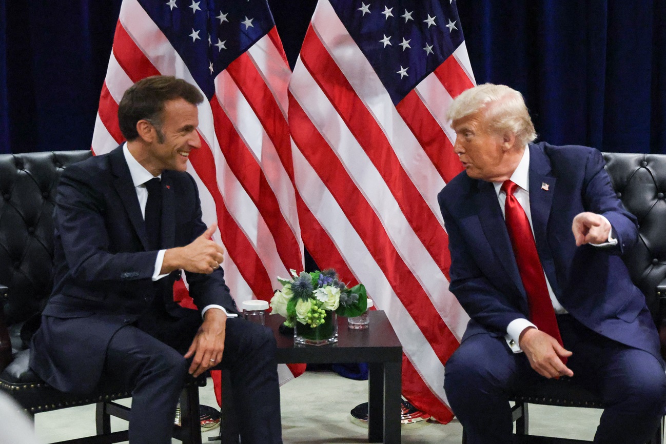 Trump Ancam Tarif Anggur Prancis demi Tekan Macron Gabung “Dewan Perdamaian”