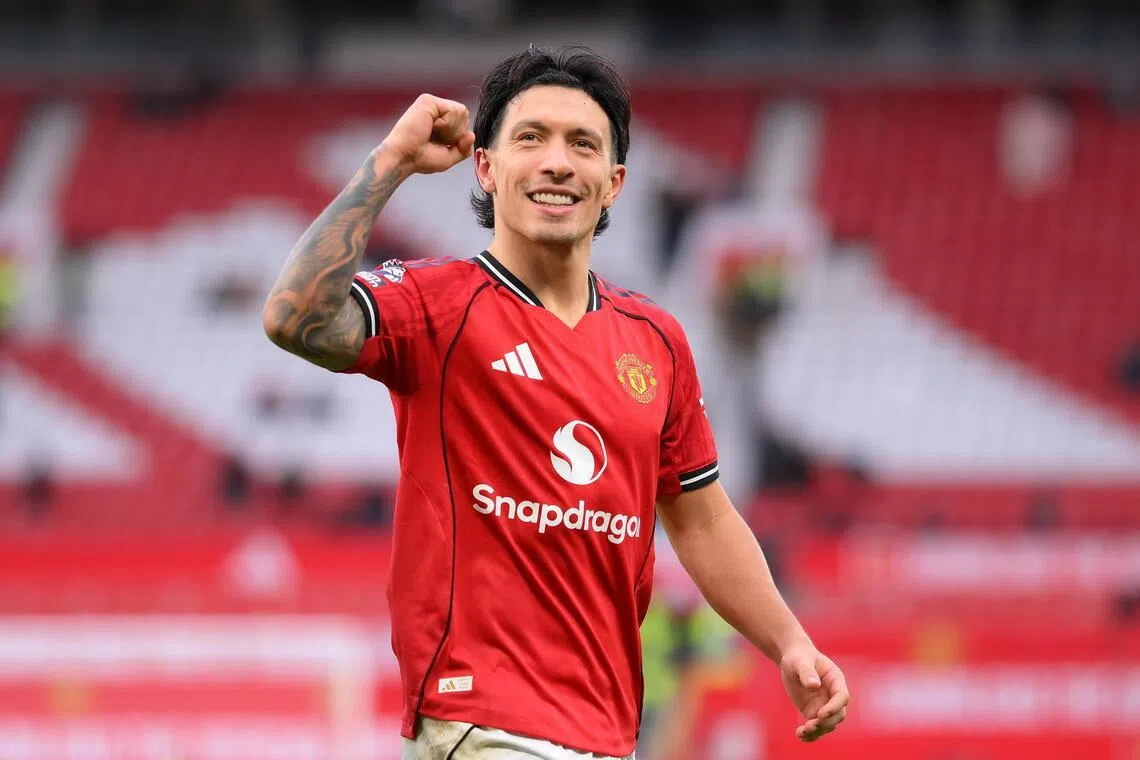 Legenda Manchester United Minta Martinez ‘Dewasa’ di Tengah Memanasnya Polemik