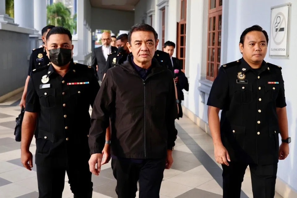 Terlibat Skandal Korupsi, Mantan Panglima AD Malaysia dan Istrinya Didakwa Terima Uang Rp8,7 Miliar