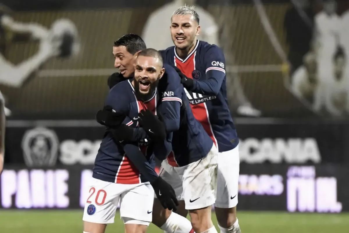 Manajemen Persib: Layvin Kurzawa Telah Tiba di Bandung