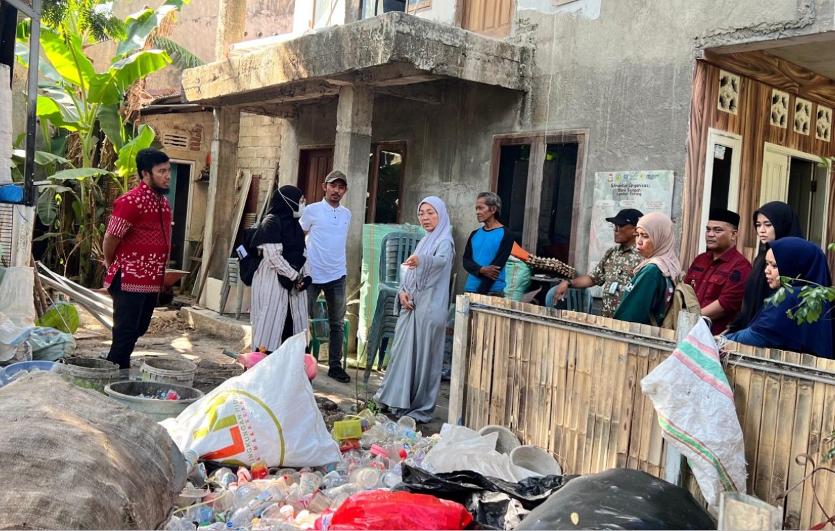 Kurangi Sampah ke TPA, KLH Apresiasi Aktivasi Bank Sampah dan TPS 3R di Makassar