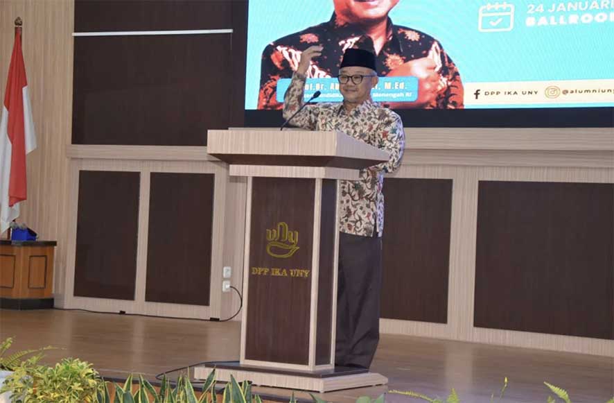 Mendikdasmen Pastikan AI Tak Gantikan Peran Guru