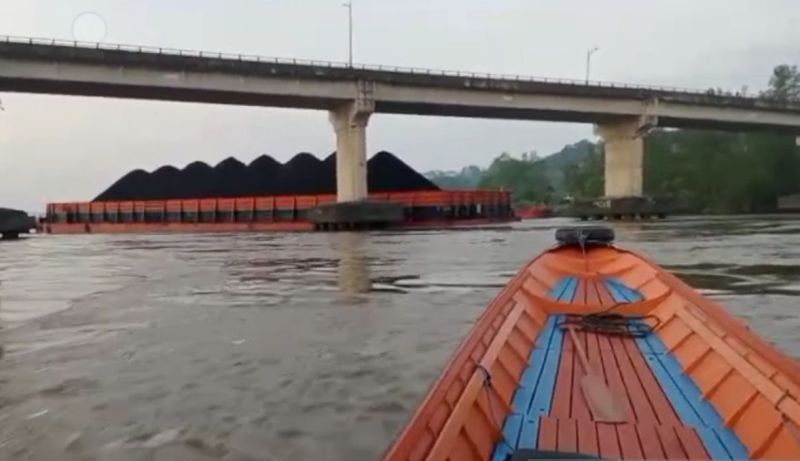 Pemprov Kaltim Uji Ketahanan Jembatan Mahakam Ulu Usai Ditabrak Tongkang Tiga Kali