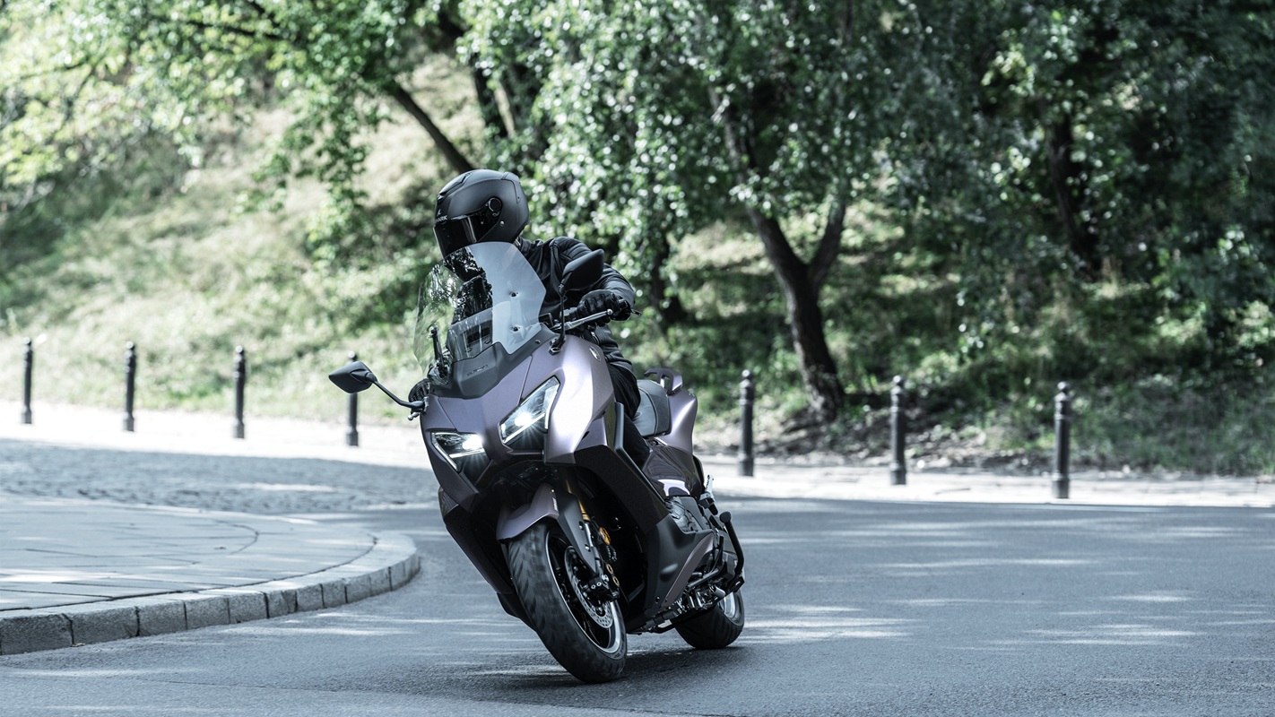 TMAX 2025 Skutik Premium Berperforma Tinggi dari Yamaha Meluncur. Harganya Nggak Kira-kira
