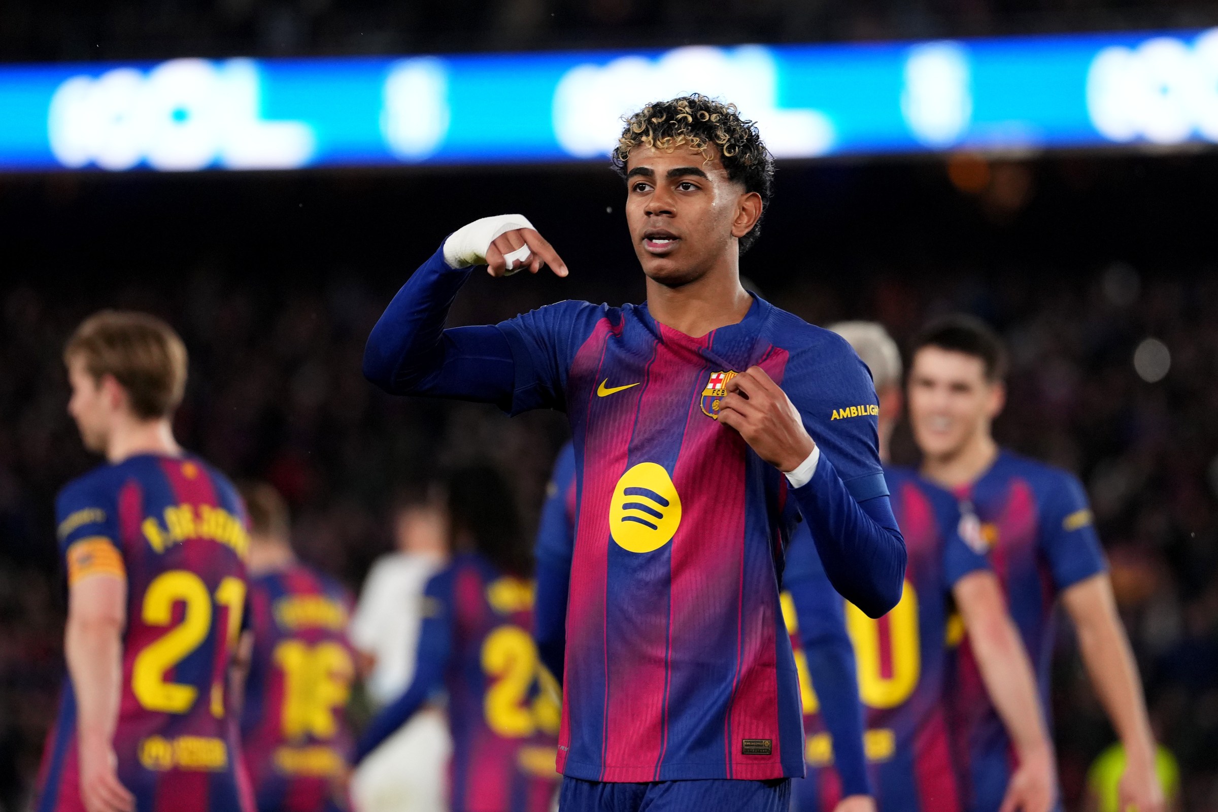 La Liga Spanyol: Barcelona Kembali ke Puncak  Klasemen,  Yamal Cetak Gol Spektakuler; Atletico Menang Meyakinkan