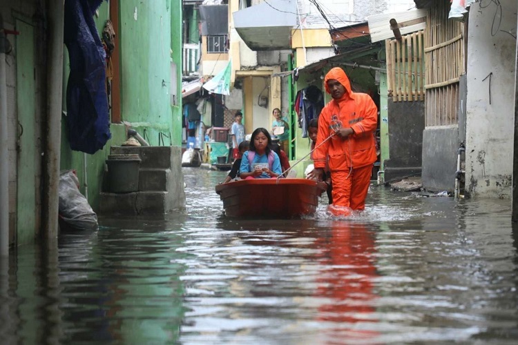 BPBD Jakarta Imbau Warga Pesisir Waspadai Datangnya Banjir Rob  
