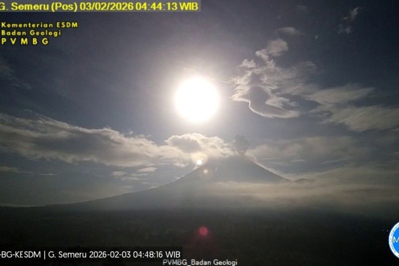 Gunung Semeru Kembali Erupsi, Masyarakat Diimbau Waspada