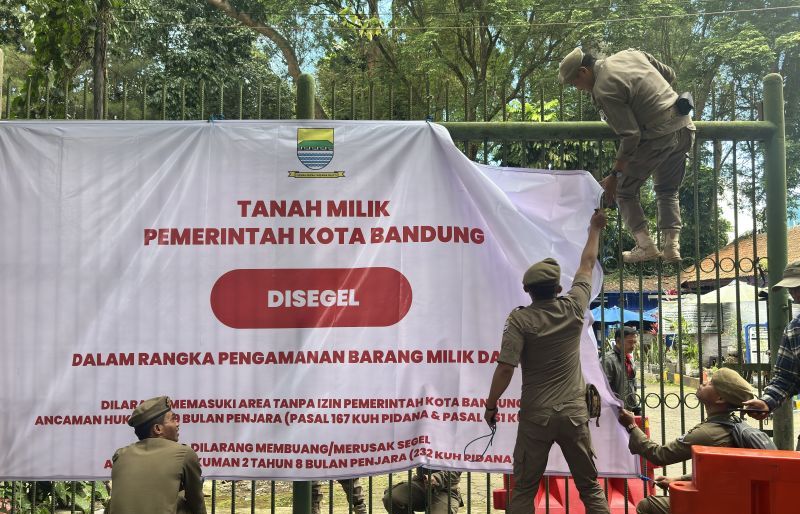 Bandung Zoo Disegel Pemkot Usai Izin Lembaga Konservasi Dicabut Kemenhut