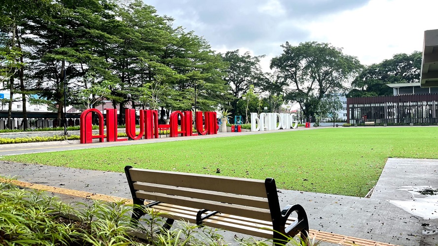 Pemkot: Taman Alun-Alun Bandung Lebih Sejuk dan Nyaman Pasca Revitalisasi  