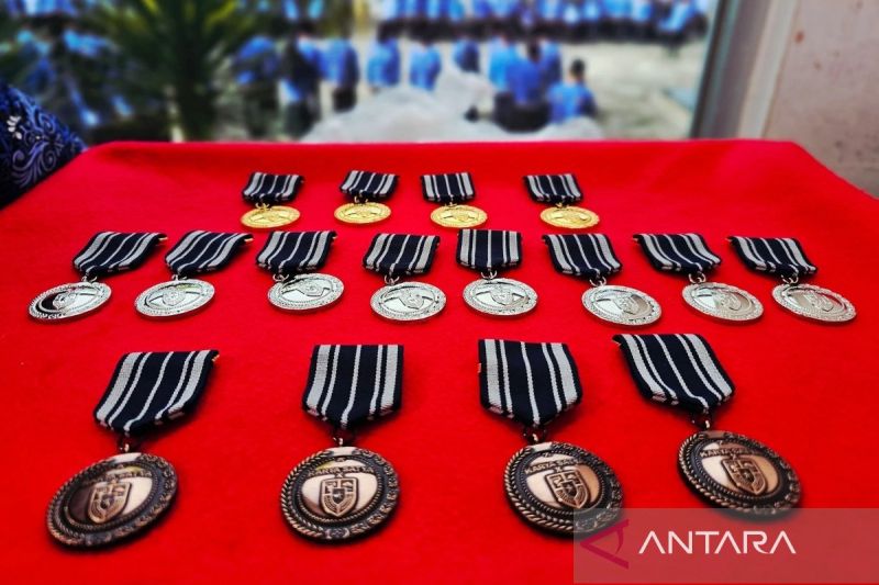 Pemerintah Beri Penghargaan Satyalancana kepada PNS di Natuna