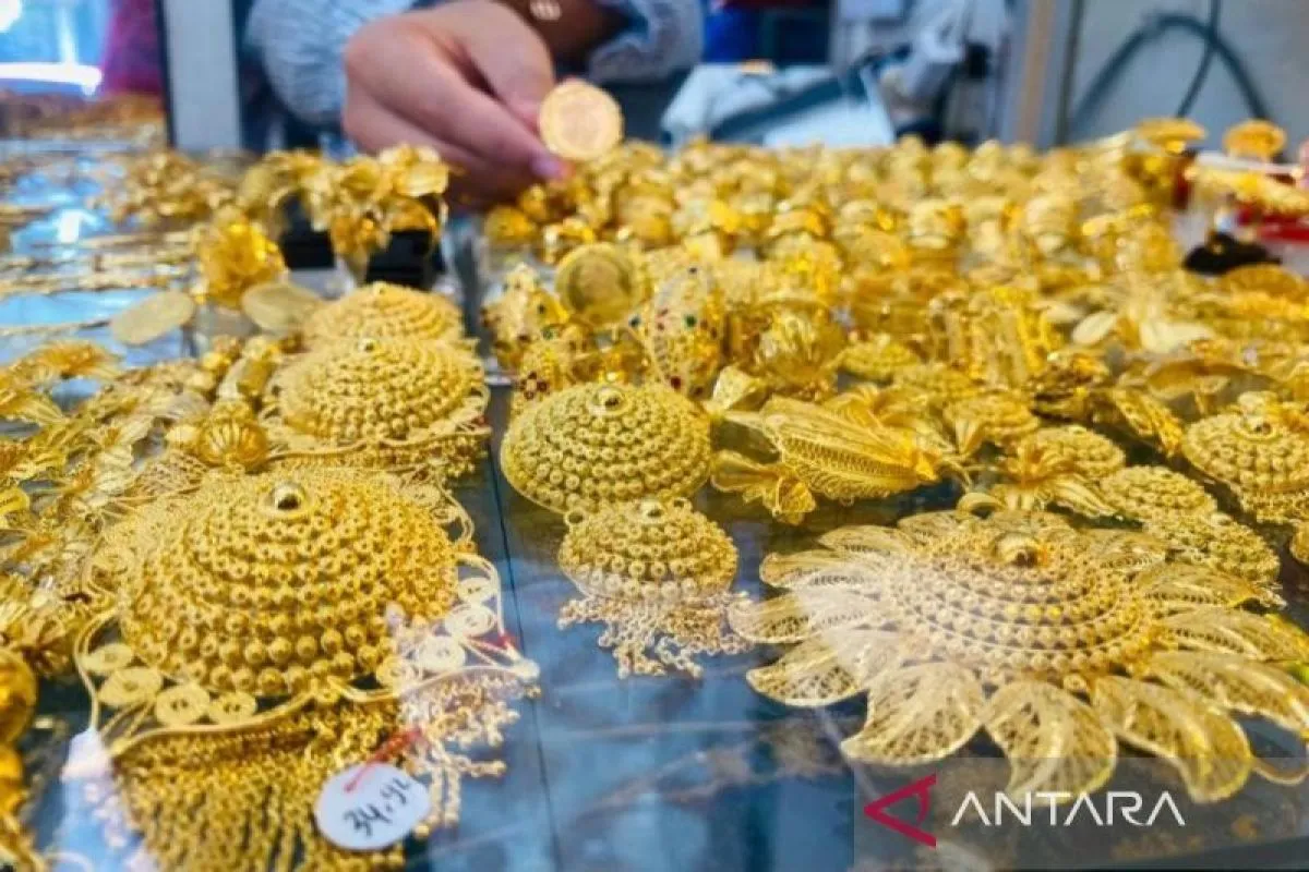 Harga Emas di Pegadaian Kamis Ini: UBS Rp3,002 Juta/Gr dan Galeri24 Rp2,987 Juta/Gr
