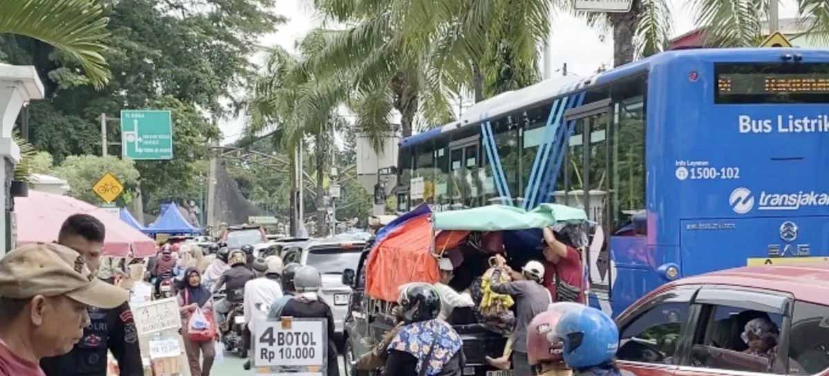 TransJakarta Lindas Pejalan Kaki hingga Tewas di di Bus Stop Taman DDN Jaksel, Begini Kronologinya