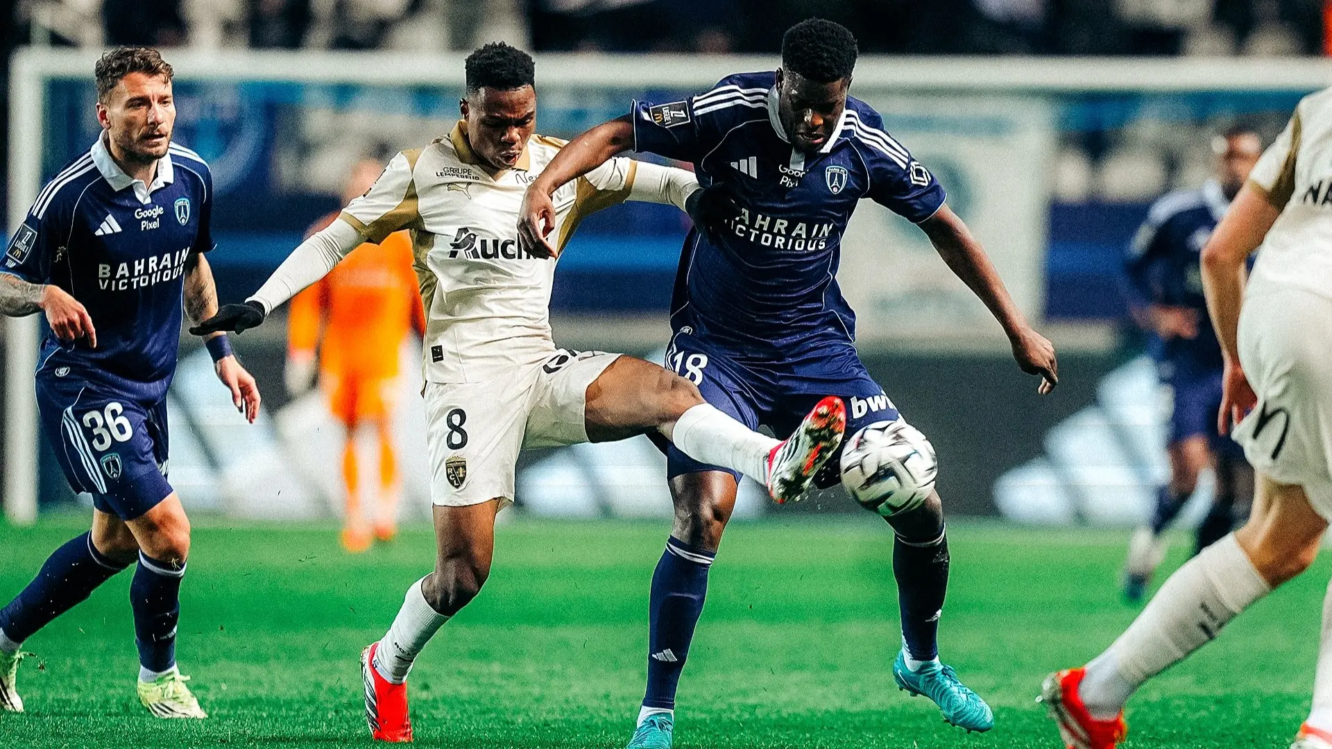 Ligue 1 Prancis: Lens Rebut Puncak Klasemen,  Marseille Kembali Tersandung