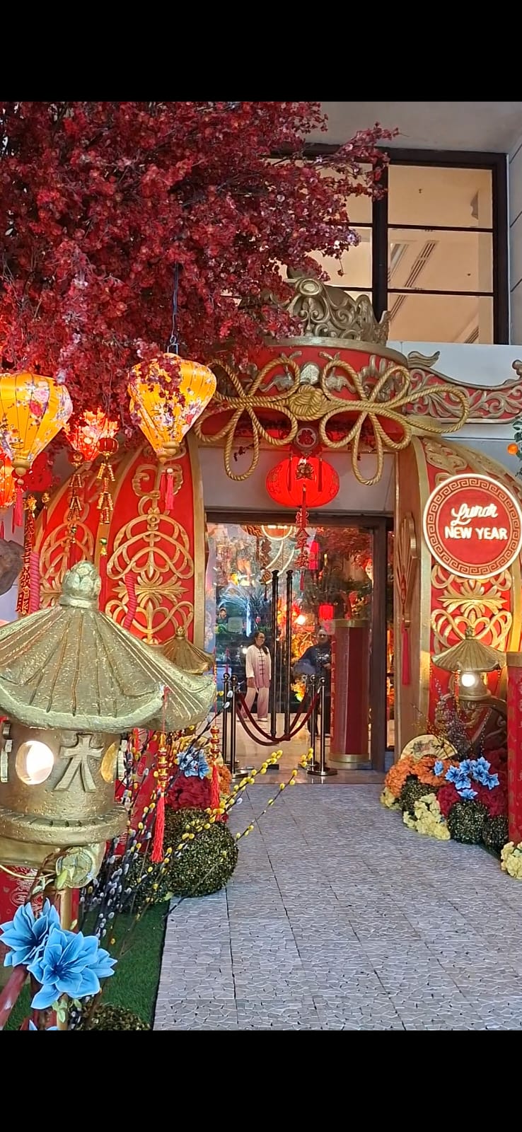 Hotel Borobudur Jakarta Hadirkan Dekorasi Megah Lunar New Year 2026, Ada Bazaar Singkawang hingga 3 Maret
