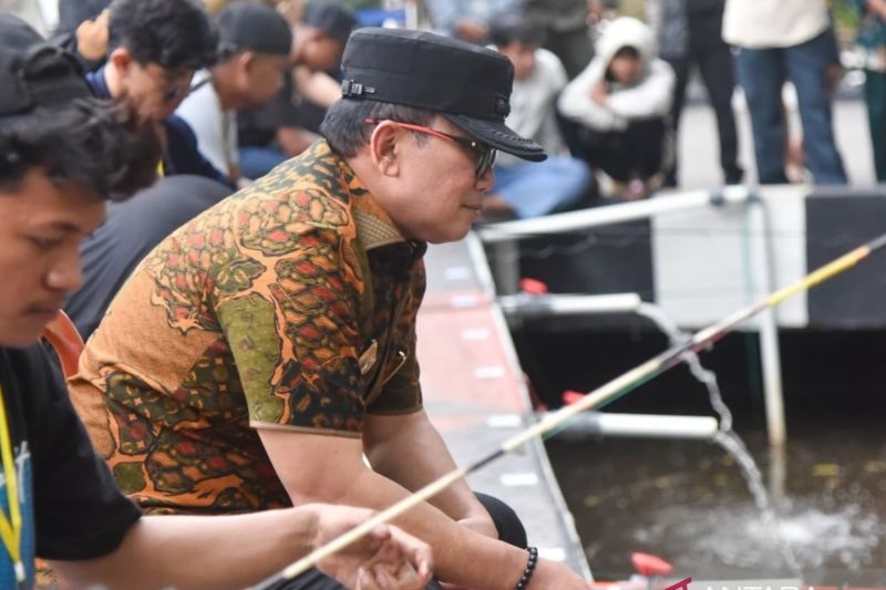 Pemkab Kubu Raya Padukan Rekreasi dan Edukasi Lewat Ngabuburit Mancing