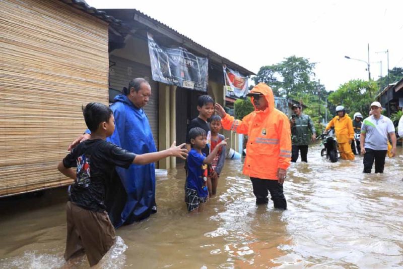 Antisipasi Banjir, Pemkot Tangerang Ajak Warga Pantau Ketinggian Air 