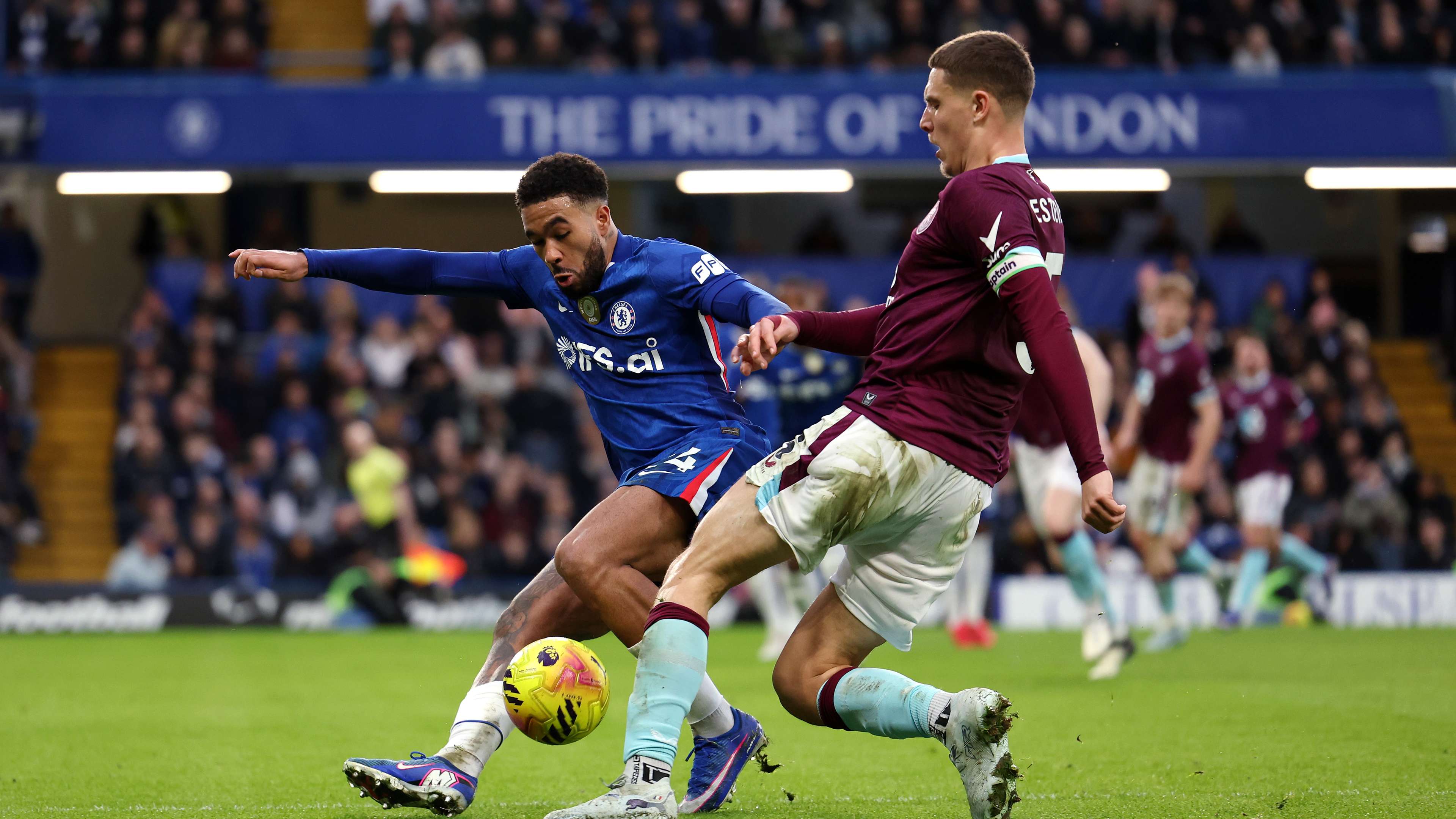 Liga Inggris: Chelsea dan Aston Villa Tertahan, Asa Liga Champions Terganggu
