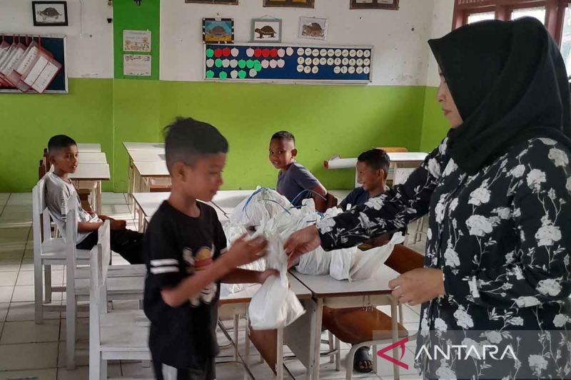 Semangat Ramadhan, Murid SDN 20 Banda Aceh Sambut Program Makan Bergizi Gratis