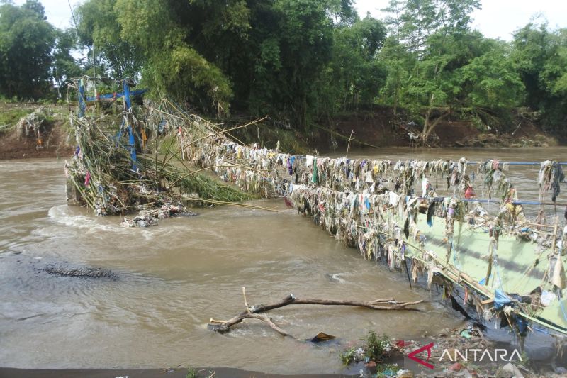 Meski Banjir Sudah Surut, BNPB Ingatkan Warga Jawa Timur Tetap Siaga Cuaca Ekstrem 