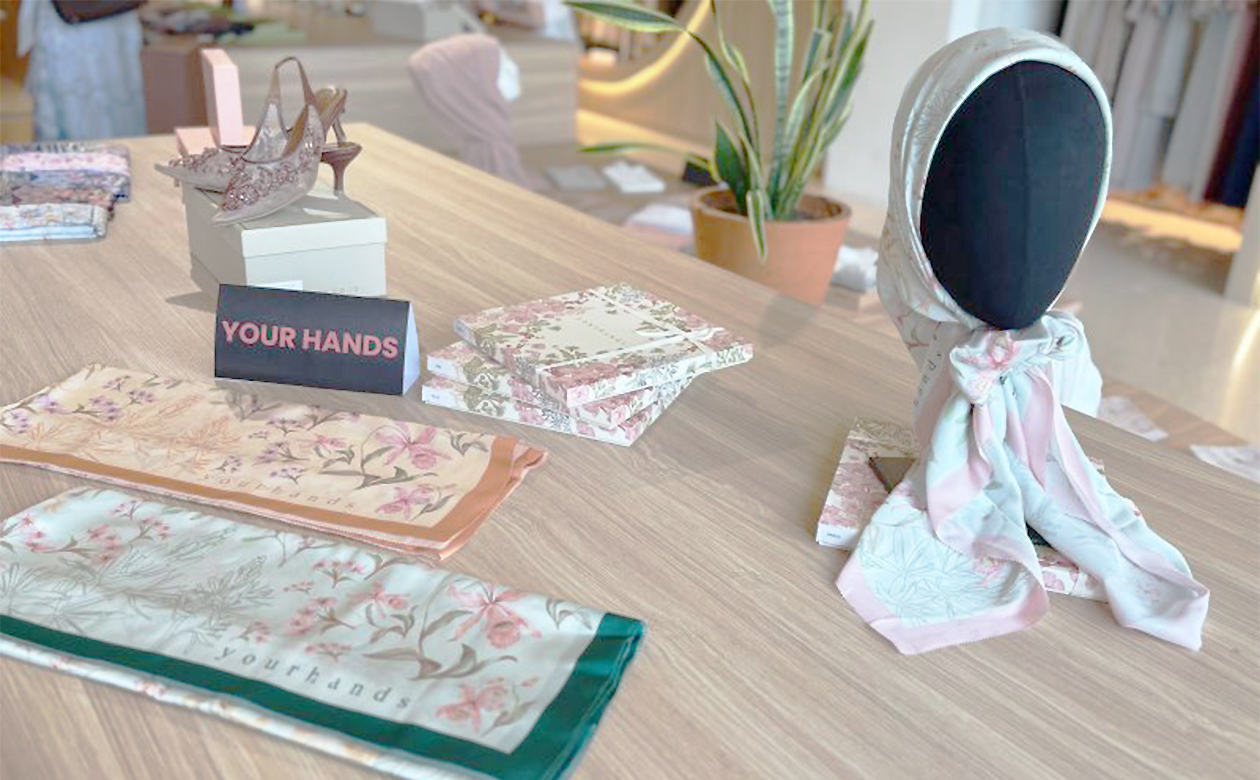 Anti Kantong Jebol, Ini Trik Rahasia Beli Satu Baju Lebaran untuk Tiga Gaya Berbeda ala Dama Kara
