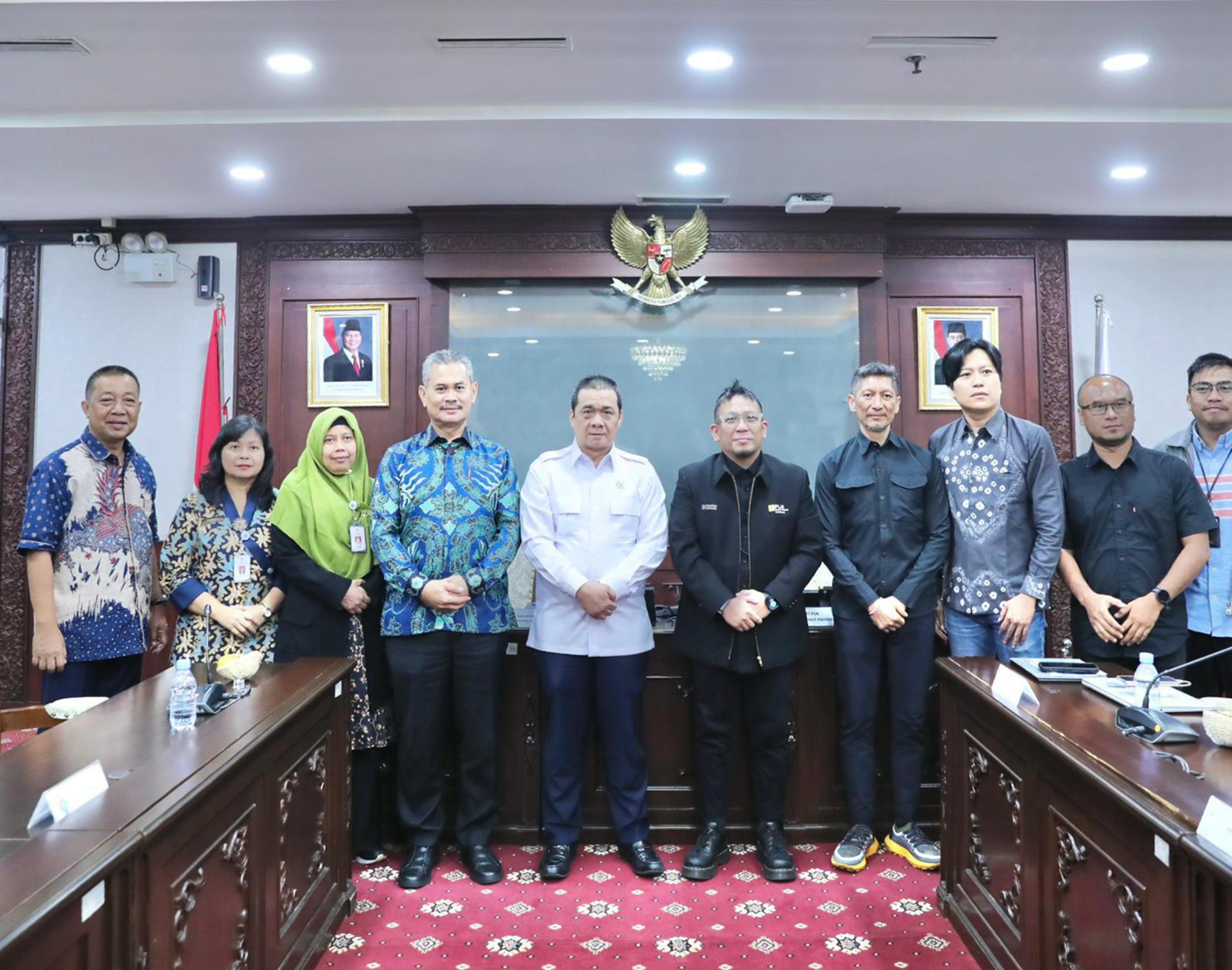  Kejar Target NZE, PLN EPI dan Kemendesa PDT Perkuat Kolaborasi Desa 